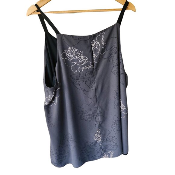 Michael Studio Pre-loved Plus-size Gray Floral Pattern Tank Top. Size 20 - Picture 2 of 10